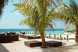 Maldives scuba diving holiday - Eriyadu Island Resort. Seating area.